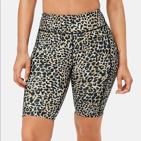 $68 Outdoor Voices Zoom 10” short leopard NWT size XS m2 - Picture 1 of 5